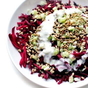 Aktualności kulinarne , , , , - Czerwony jak... burak! Kulinarne inspiracje na Dzień Buraka