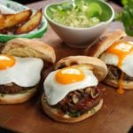 Latem – spotkaj się ze znajomymi… przy grillu