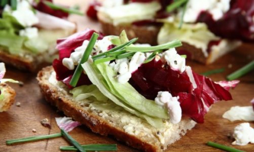 Kanapkowy zawrót głowy na wielkanocnym śniadaniu