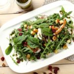 Rukola, roszponka czy radicchio? Komponujemy letnie sałatki!