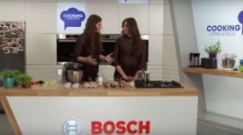 Podwójna moc sióstr w Cooking Challenge LIFESTYLE, Żywienie - Czy wiecie, że średnio raz na 500 urodzeń na świat przychodzi para bliźniąt!? Kasia i Ewa Goławskie wspólnie gotują, śpiewają i świetnie się bawią w #cookingchallenge!