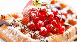 5 powodów, dla których warto jeść czerwone porzeczki LIFESTYLE, Żywienie - Jakie zdrowotne zalety mają czerwone porzeczki?