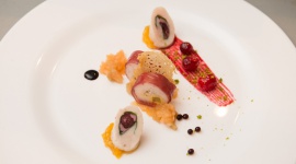 Dzień Arabski 2017 z Deli Catering LIFESTYLE, Żywienie - Dokładnie 20 sierpnia br. tor wyścigów konnych na Służewcu zamienił się w mekkę dla wielbicieli koni czystej krwi arabskiej. O kompleksową oprawę kulinarną wydarzenia zadbał lider na rynku usług cateringowych w zakresie kulinariów eventowych – marka Deli Catering.