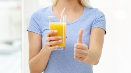 Sok pod lupą – co o soku mówią badania LIFESTYLE, Żywienie - Soki należą do grupy jednych z najpopularniejszych produktów, które można kupić niemal w każdym sklepie spożywczym.