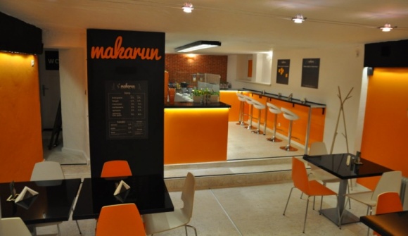 Dobry Makarun w dobry punkcie LIFESTYLE, Żywienie - Jak mawiał klasyk: okazja szuka chętnego… Jeśli zatem ktoś rozważa poważnie inwestycję w lokal gastronomiczny w Lublinie, nadarza się właśnie znakomita sposobność do tego.