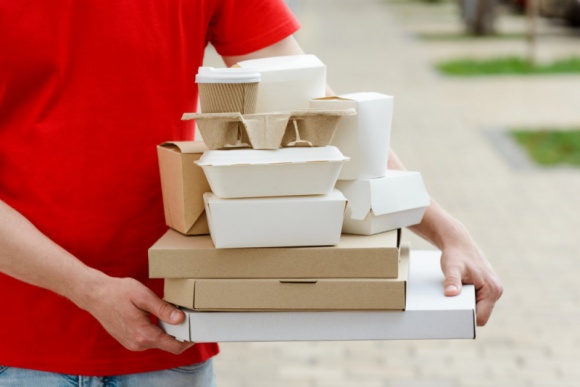 Dzień Ziemi od kuchni. Jak branża dostaw jedzenia stara się być eko? LIFESTYLE, Żywienie - To jeden z najdłużej utrzymujących się trendów. Moda na eko-życie szybko stała się potrzebą, a w wielu przypadkach wręcz koniecznością.