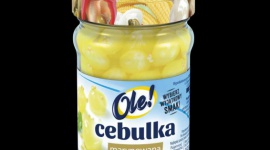 Marynowana cebulka, czyli złota klasyka w smacznej odsłonie LIFESTYLE, Żywienie - Delikatna i chrupiąca oraz dodająca charakterystycznego smaku potrawom. Mowa o cebulce złotej marynowanej OLE!, która uzupełni wiele dań, a także sprawi, że będą one doskonale się prezentowały na stołach. Zachwyci niejednego smakosza chrupiących przekąsek czy ciekawych dodatków.