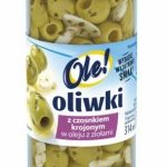 Oliwki z czosnkiem krojonym w oleju z ziołami: wykwintny dodatek do fantazyjnych