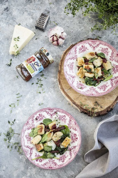 Gnocchi z suszonymi pomidorami, szpinakiem oraz parmezanem (3 mniejsze porcje) LIFESTYLE, Żywienie - PRZEPISNIK OLE!, więcej przepisów na: https://bit.ly/2BJ7EbH
