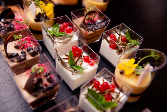 Deli Catering ponownie z Plejadą LIFESTYLE, Żywienie - Wielka Gala Gwiazd Plejady 2019 za nami. Również i w tym roku o oprawę kulinarną wydarzenia zadbał lider na rynku usług cateringowych w zakresie kulinariów eventowych – marka Deli Catering.