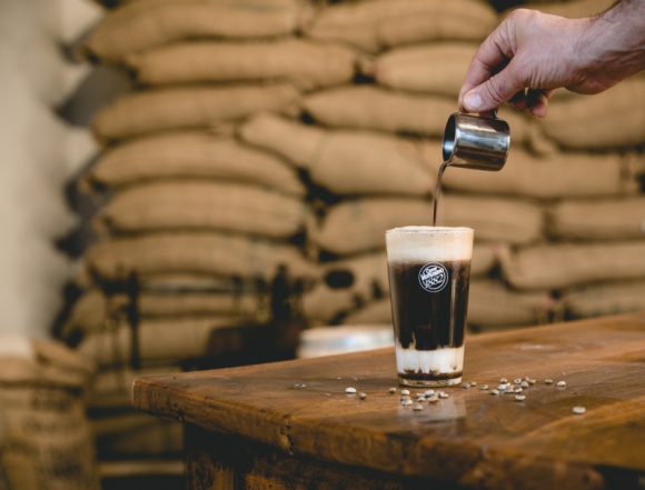 Hit lata – cold brew, czyli kawa macerowana na zimno!