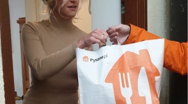 Wybór w wielkim mieście – co zamówić? Podpowiada Lara Gessler z Pyszne.pl LIFESTYLE, Żywienie - Różnorodność restauracji na kulinarnej mapie Polski przyprawia o zawrót głowy - zwłaszcza w dużym mieście. Czym kierować się przy wyborze miejsca, z którego zamówimy jedzenie? Swoich faworytów w przewodniku Pyszne.pl typuje Lara Gessler.