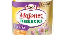 Przepisy na wiosenne kanapki LIFESTYLE, Żywienie - Każdy potrzebuje czasami prostych rozwiązań. Zamiast spędzać w kuchni długie godziny, wolimy wygodnie usadowić się w ulubionym fotelu na balkonie lub tarasie i zanurzyć się w wiosennej aurze.