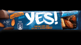 Nestlé startuje z marką YES! LIFESTYLE, Żywienie - W Polsce debiutują batony YES! To linia przekąsek o atrakcyjnej recepturze na bazie orzechów, owoców oraz ciemnej czekolady – składników, których konsumenci coraz częściej szukają w swoich słodyczach.