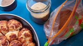 Artykuły gospodarstwa domowego inaczej – do czego wykorzystuje je szef kuchni? LIFESTYLE, Żywienie - Długie godziny spędzone w kuchni potrafią wiele nauczyć – co z czym połączyć, aby było smakowicie i oryginalnie, Wiedzą o tym najlepiej profesjonalni kucharze, którzy sztukę tworzenia patentów i nowych rozwiązań opanowali do perfekcji.