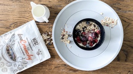 Te składniki powinny znaleźć się w naszym śniadaniu! LIFESTYLE, Żywienie - Śniadanie to najważniejszy posiłek w ciągu dnia. Powinny się w nim znaleźć wartościowe składniki, które będą naszym motorem jeszcze przez kolejne godziny. Gdzie ich szukać?