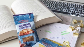 Bakaliowe Kieszonkowe - przekąski studenta LIFESTYLE, Żywienie - Przepis na super wyniki na studiach? Notatki dla zapominalskich i… Bakaliowe Kieszonkowe, które pomogą wszystko zapamiętać! ;-) Czas ruszyć z głową w nowy rok akademicki, najlepiej w towarzystwie naturalnie zdrowych przekąsek HELIO!