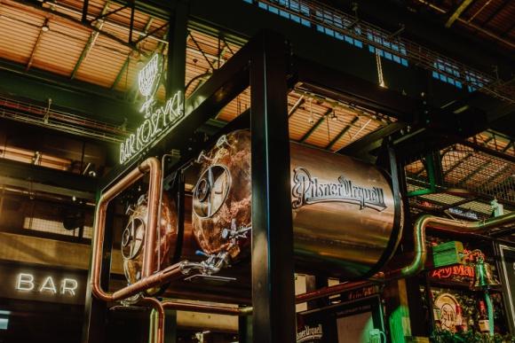 Pilsner Urquell prosto z tanka już w Barze Koszyki. Oficjalna inauguracja za nam